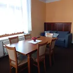 U Skoly 公寓 Staré Město