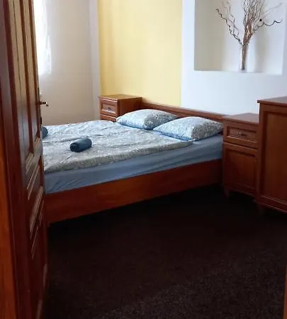 U Skoly Staré Město